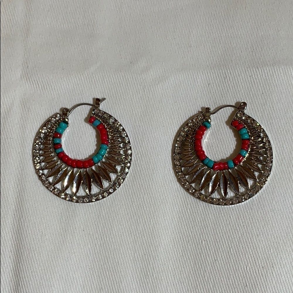 🌼🌼Beaded hoop earrings🌼🌼